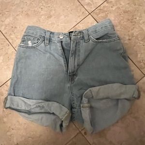 BDG Urban Outfitters blue Jean shorts size 24